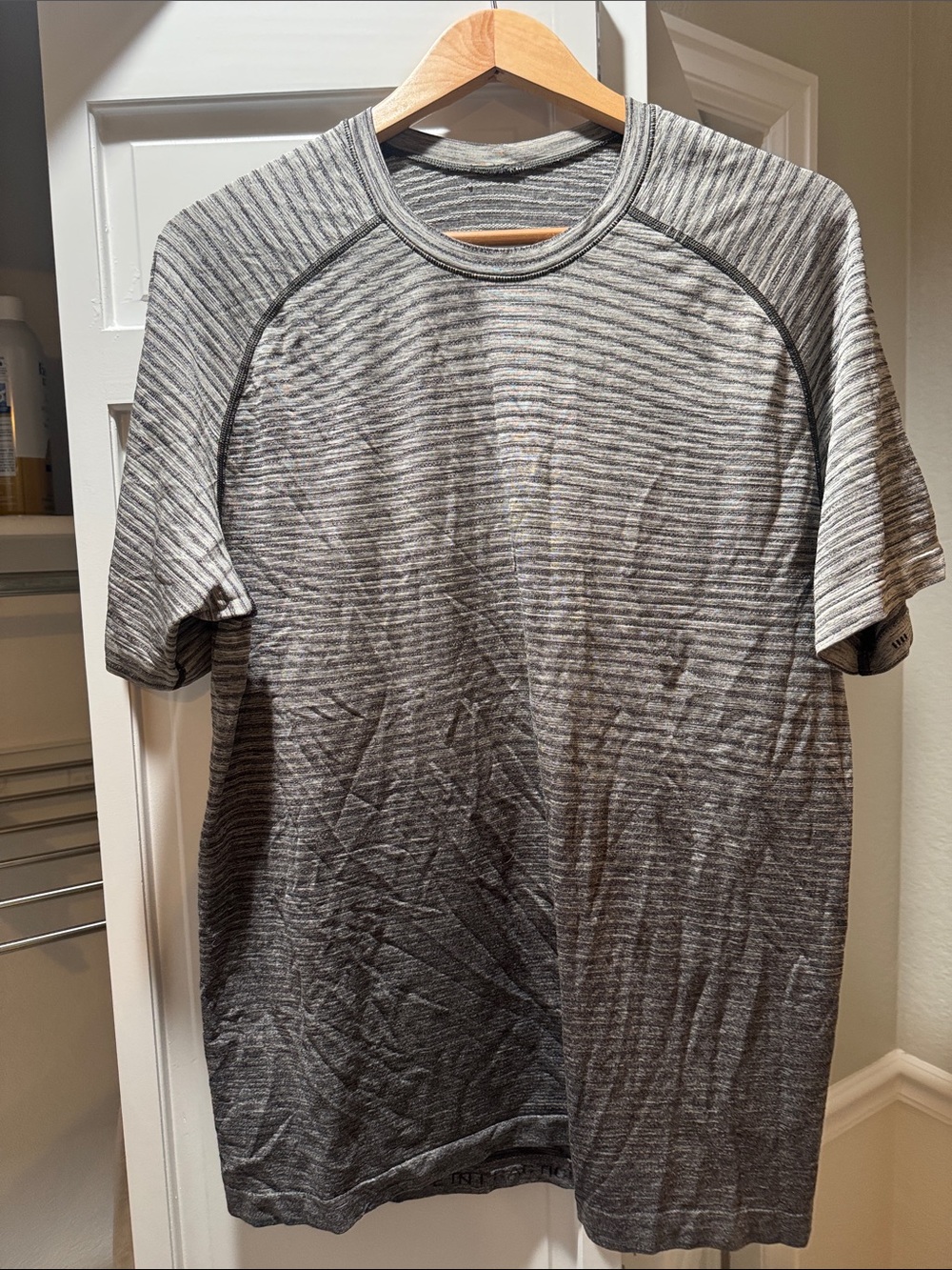 Lululemon Metal Vent Tech Short Sleeve Grey Ombre Stripe L